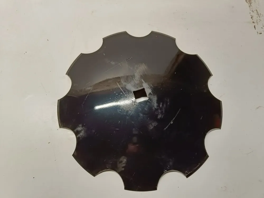 Päätylautanen 460mm, keskireikä neliö / Strumyk Alfa