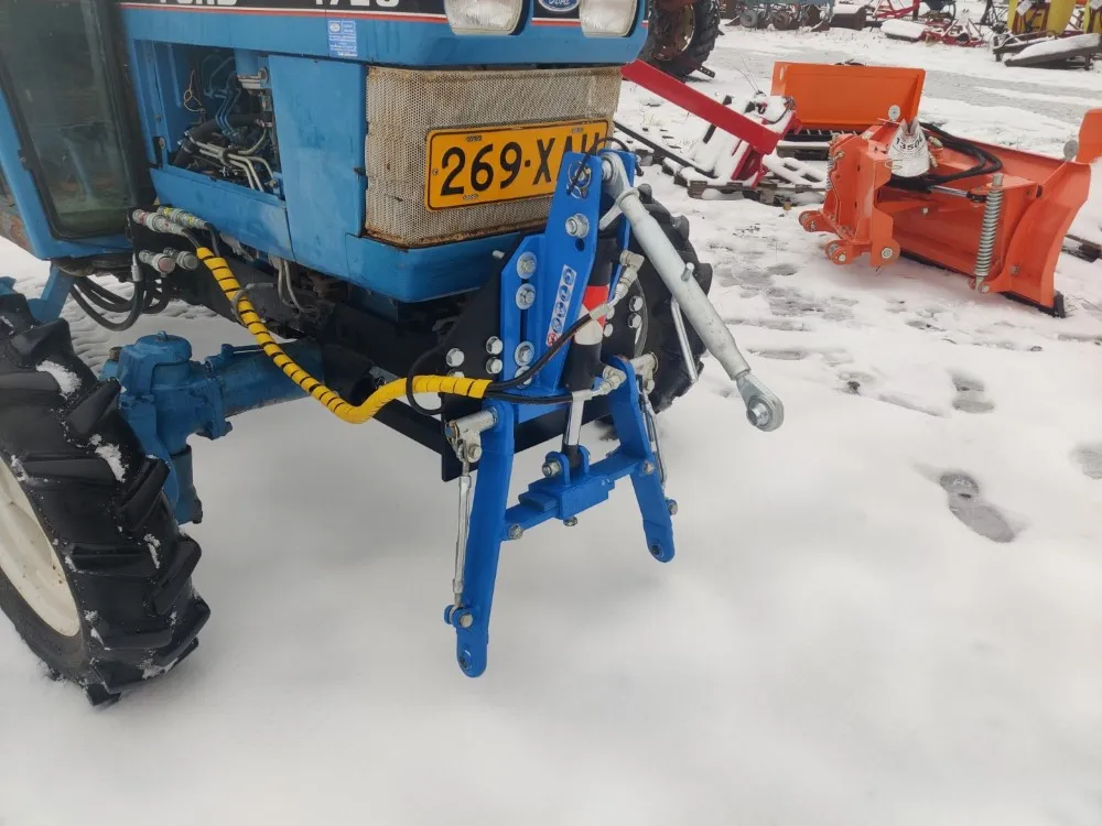 Etunostolaite Mateng / Minitraktoreihin