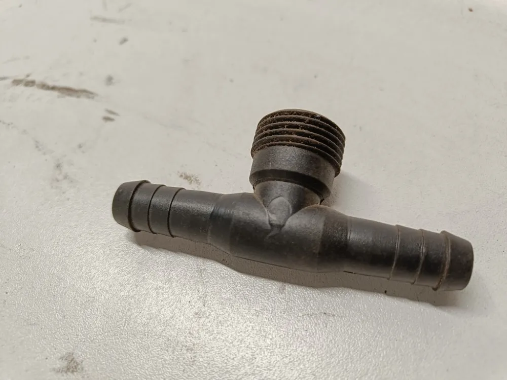 T-letkuliitin, n. 14mm letkulle / Jar-Met kasvinsuojeluruiskuun