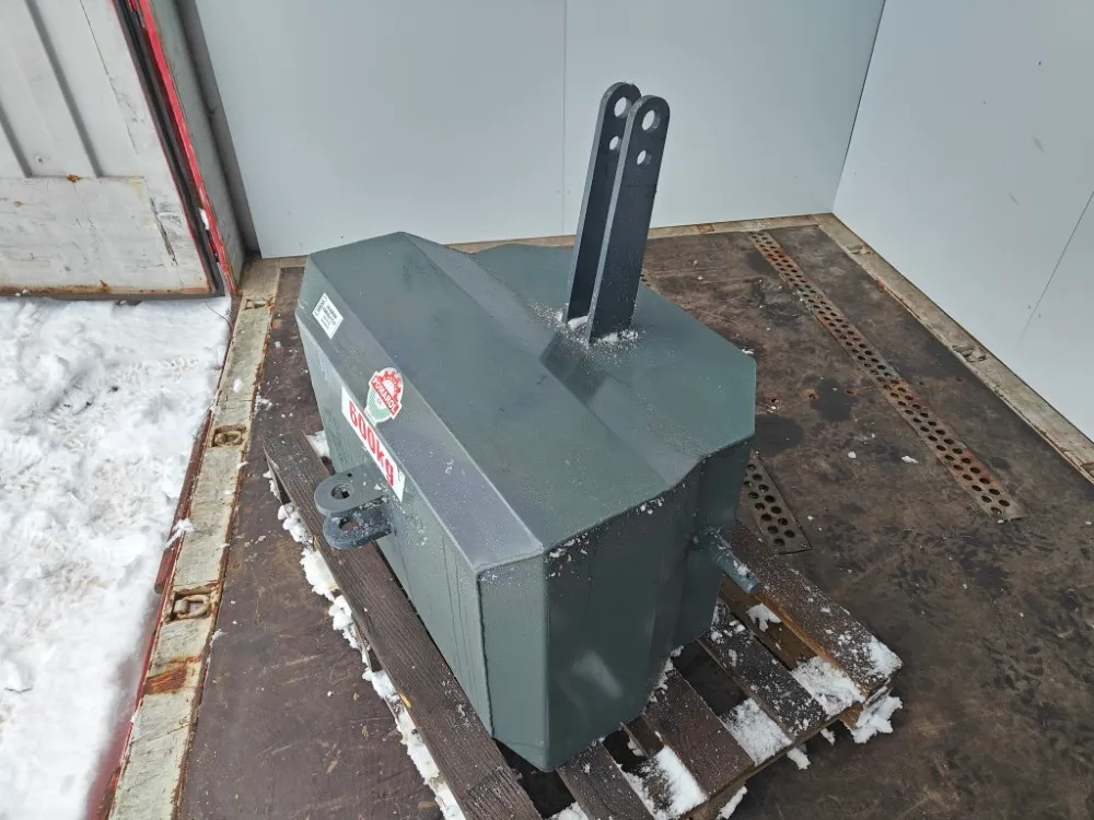 Pomarol 600kg vastapaino / etupaino / KAT 2 / CAT 2 kiinnitys