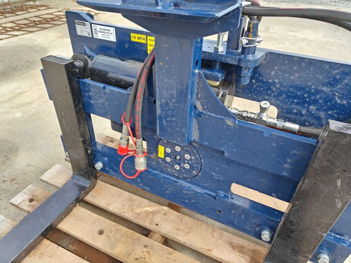 FK Machinery UPFR25-W-C kääntäjä / 2500kg - trukkipiikeillä - EURO