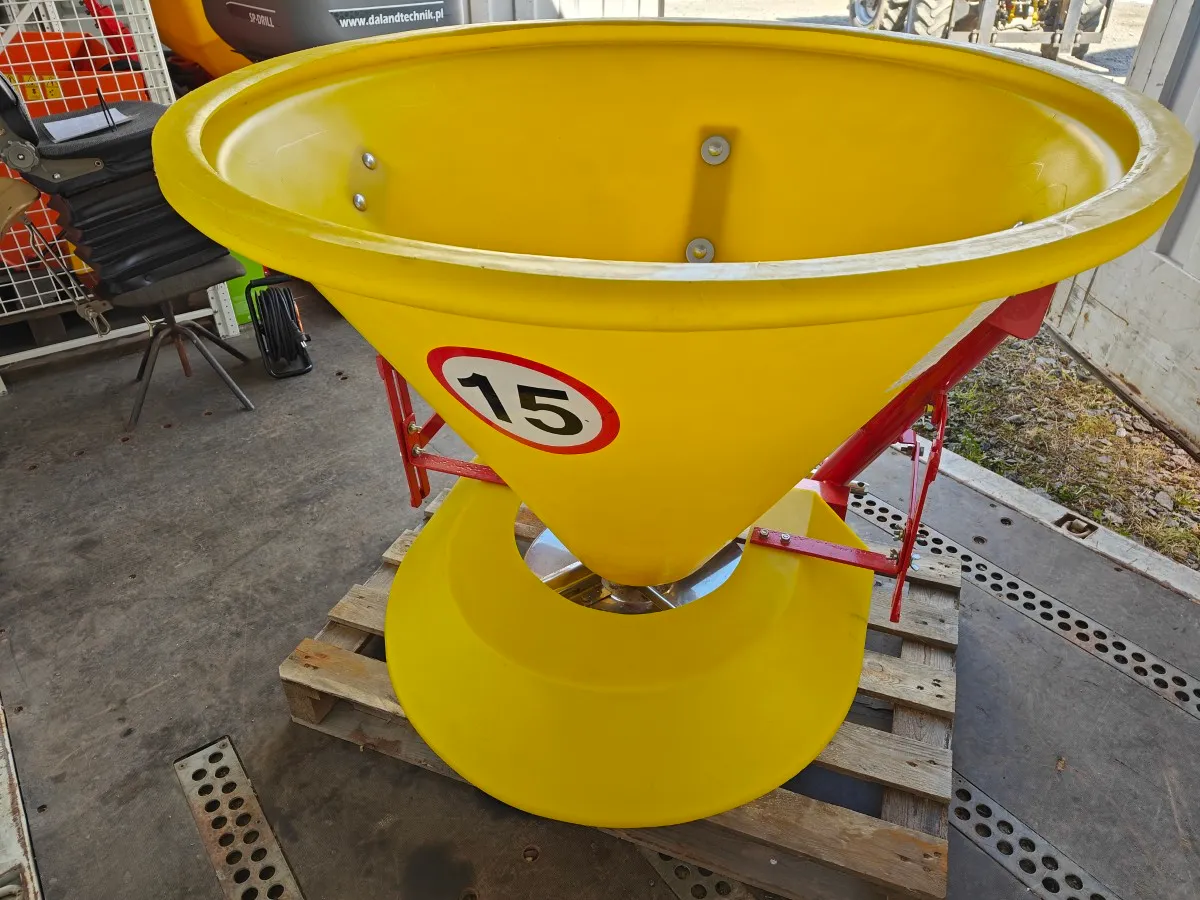Jar-Met JP300 pintalevitin / Traktorikäyttöinen viska, levityslipalla