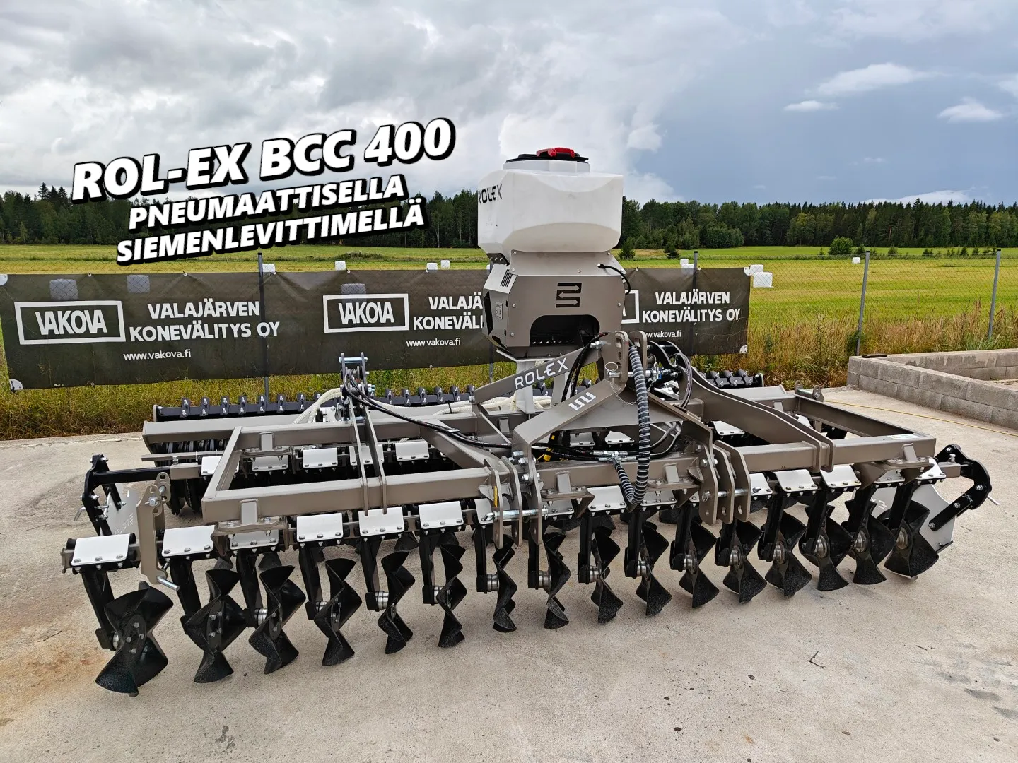 Rol-Ex BCC 400cm Cross Cutter / Pneumaattisella siemenlevittimellä - VIDEO