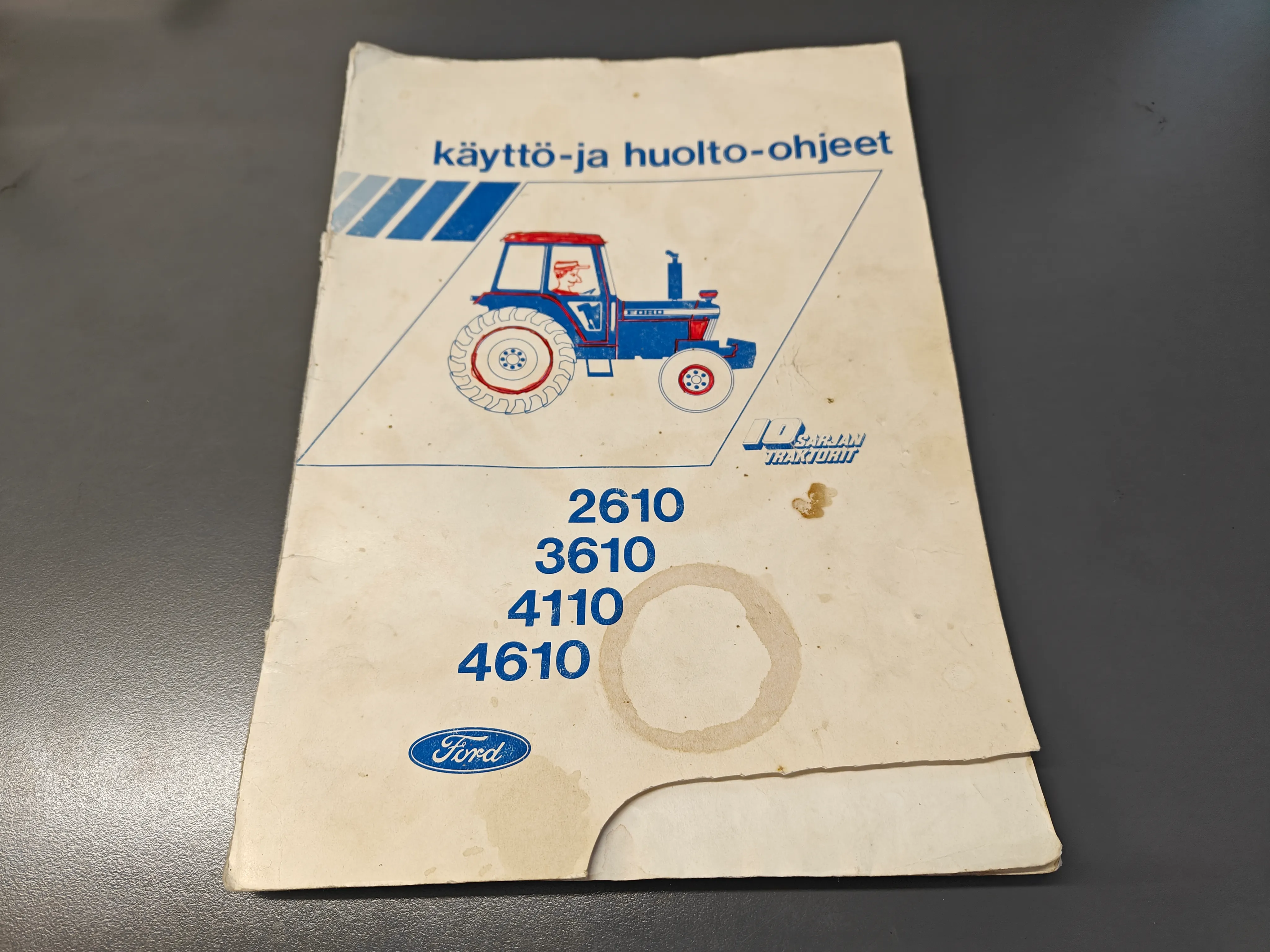 Ford 2610, 3610, 4110, 4610 / ohjekirjan lisäosa 4-veto malleihin