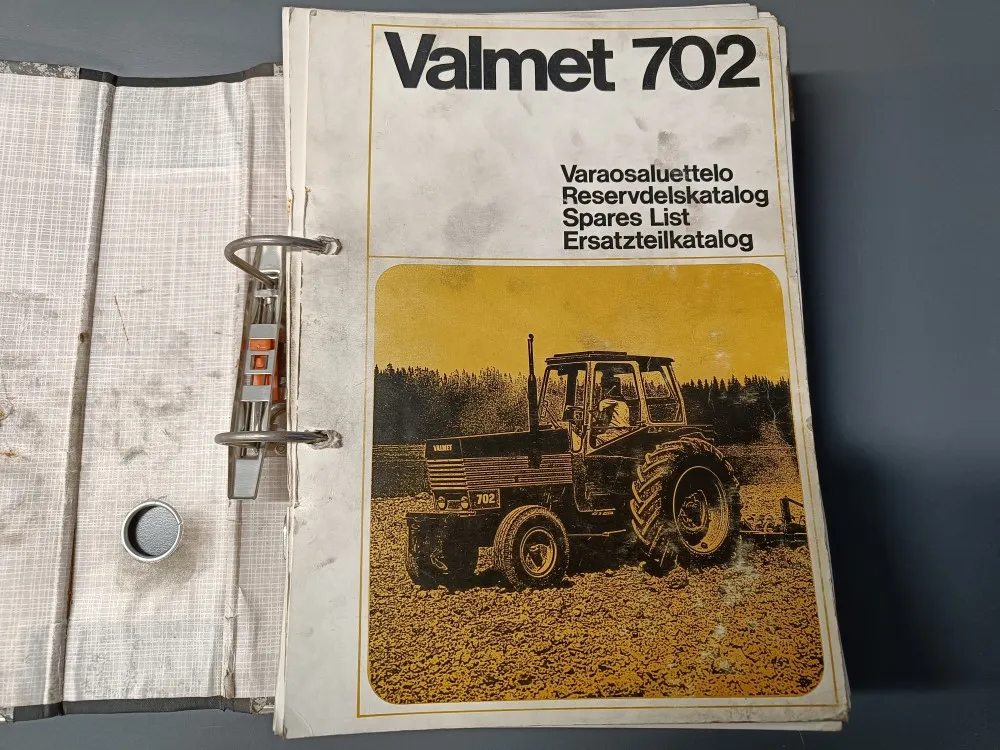 Valmet 702, 502-E, ja 502 / Varaosaluettelo kokoelma
