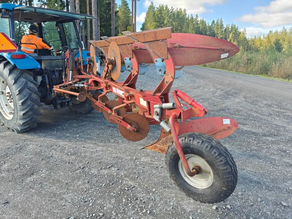 Agrolux RSD397FK kääntöaura 3-siipinen / kuorimet ja kiekkoleikkurit, katso video!