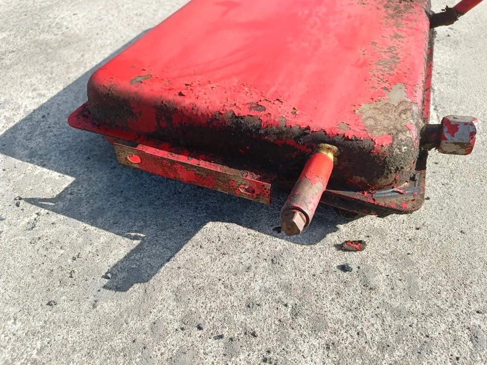 Sampo 410 hydrauliikkaöljysäiliö /