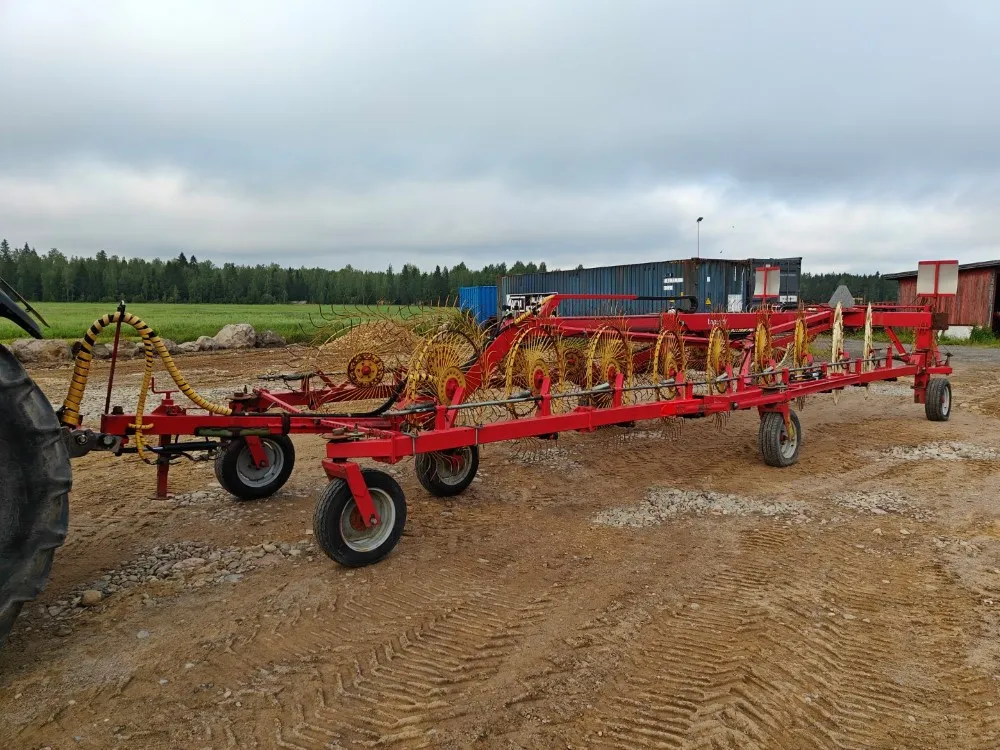 Karhotin Tonutti Millennum V20 / Työleveys n.12 metriä, katso video!