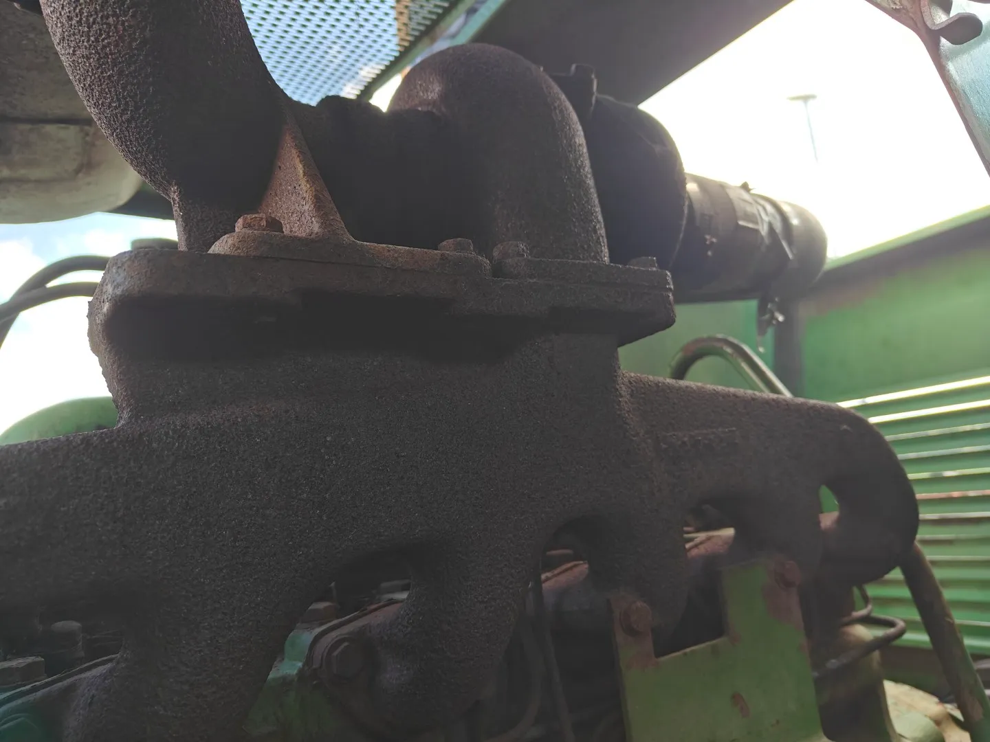 John Deere 6359 TZ03 moottori / 965 leikkuupuimurista - 6-syl. turbo