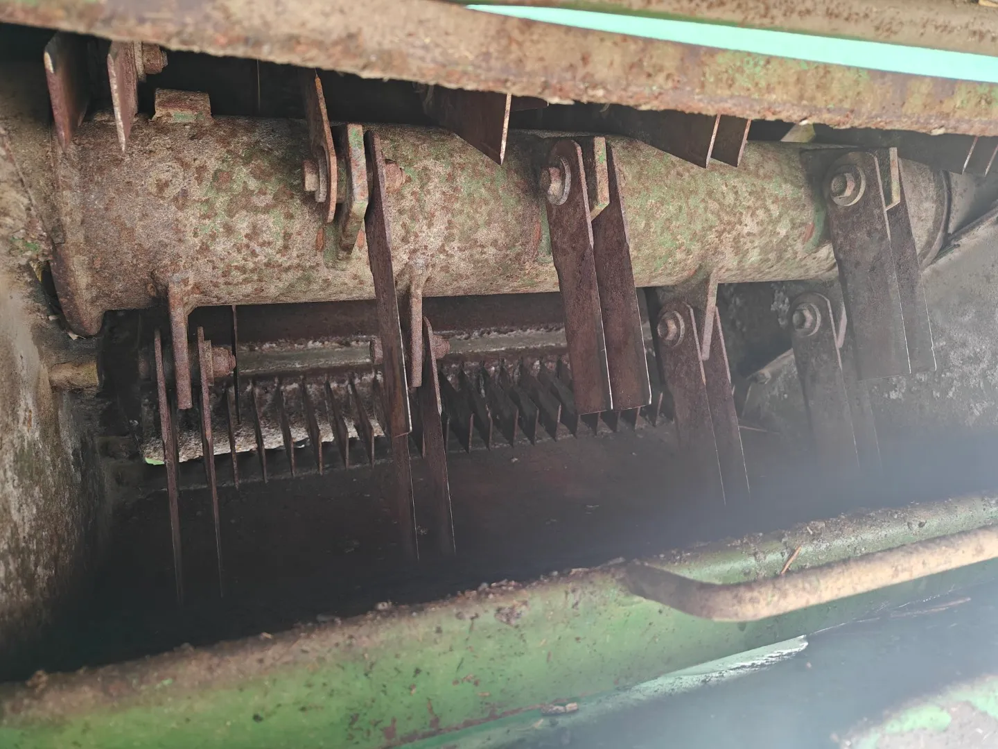 John Deere 942 leikkuupuimuri / Katso video!