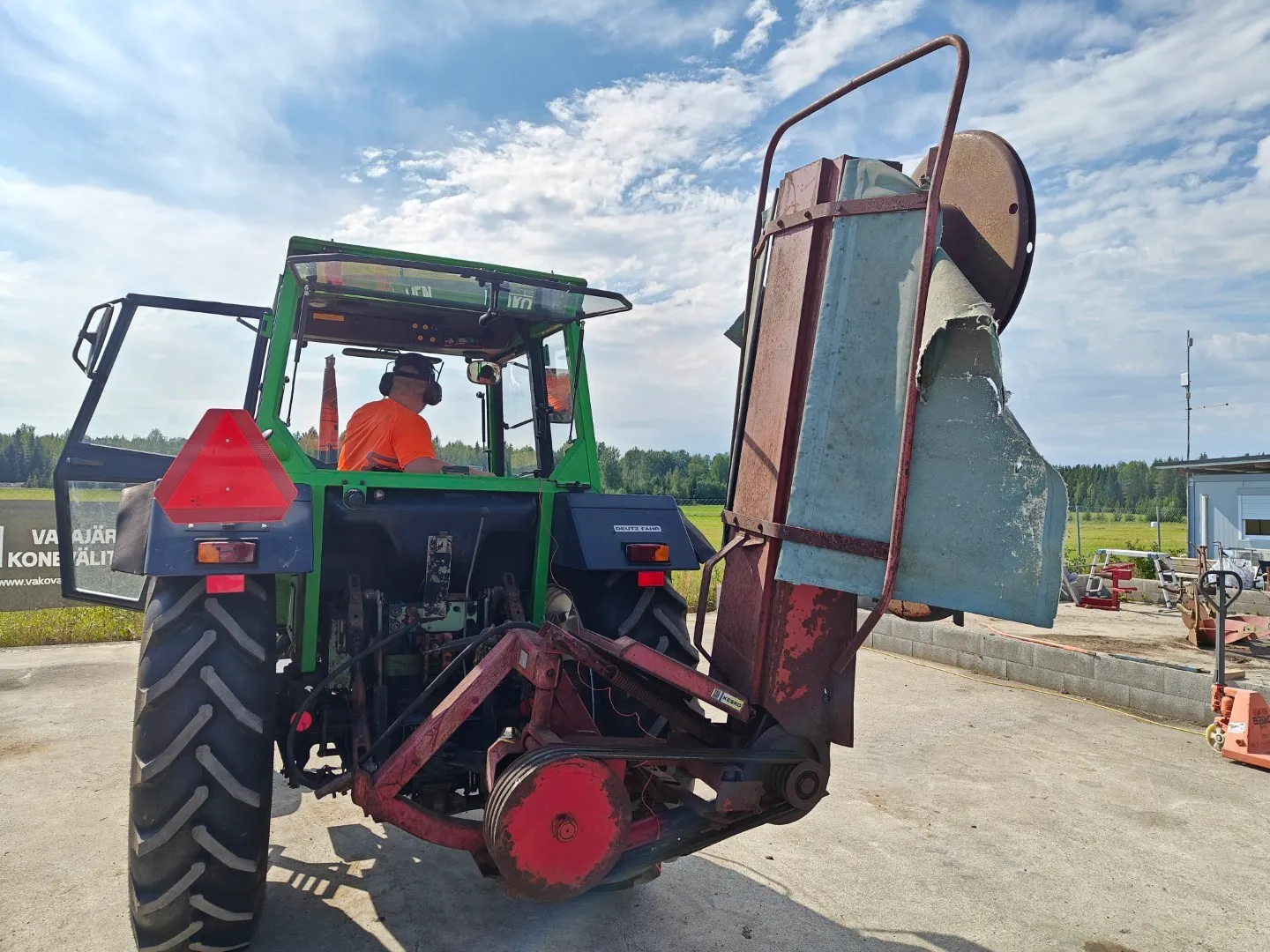 Luoko 165cm lieriöniittokone / Hydraulinen - Katso video!