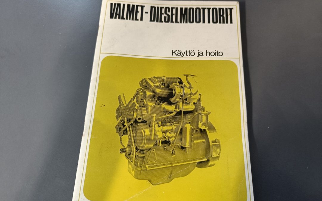 Valmet 310, 311 ja 411 moottoreiden käyttö ja hoito