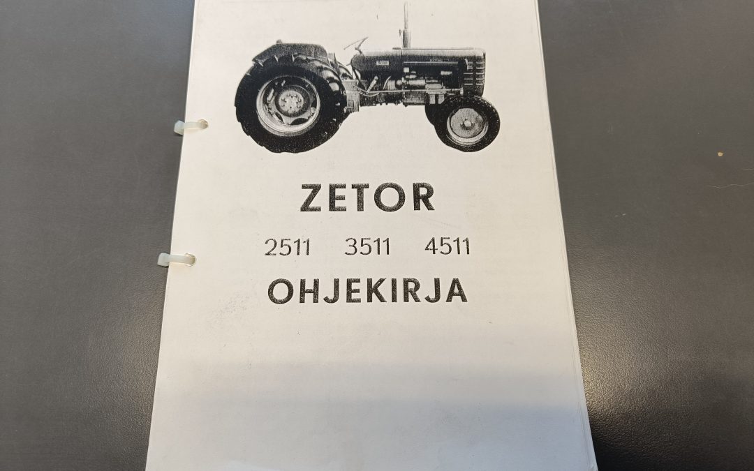 Zetor 2511, 3511 ja 4511 traktorin ohjekirja